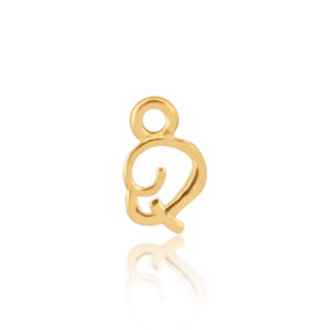 'Q' Initial Charm Gold